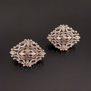 ✨Elegant VTG Silver Diamond Shape Clip On Earrings